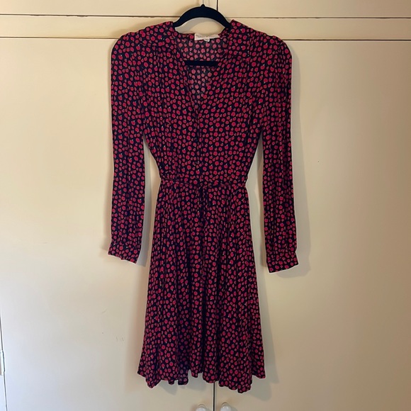 Long sleeve mini dress with apple pattern - Picture 1 of 11